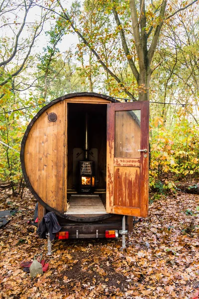 Buitensauna in het bos — Stockfoto