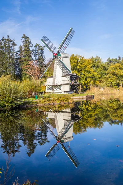 Historic Dutch scene with windmill — Stock Photo, Image