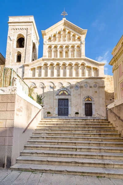 Cagliari kathedraal van Saint Mary in Sardinië Iisland, Italië — Stockfoto
