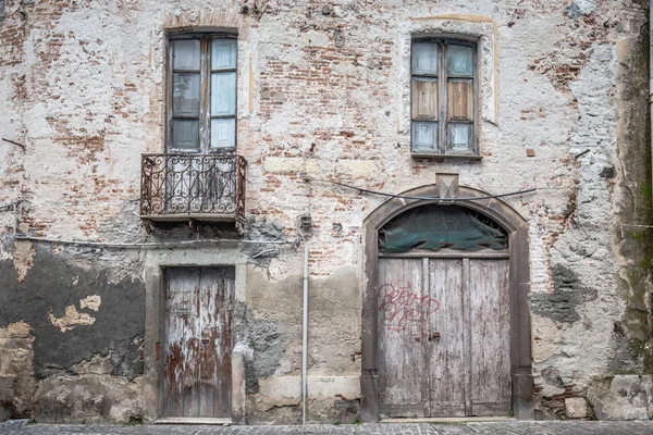 Ancient Italian house — Stock Photo, Image