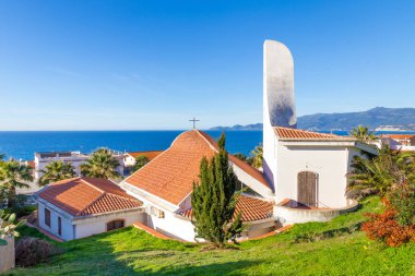 Porto Alaba kilisede beyaz