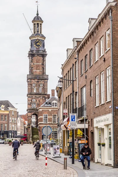 มุมมองถนนใจกลางเมือง Zutphen ในเนเธอร์แลนด์ — ภาพถ่ายสต็อก