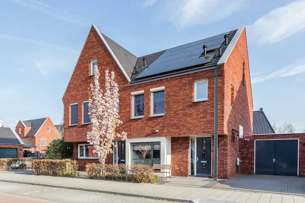 Modern Hollandalı evlern 