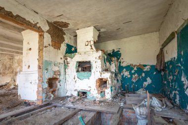 İç terk edilmiş ev Çernobil