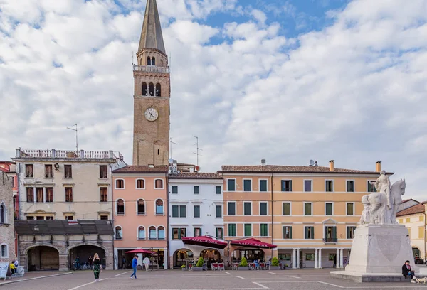 Stadsbilden av Portogruaro i Veneto, Italien — Stockfoto
