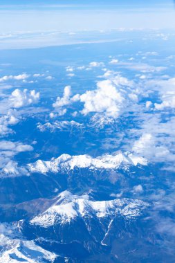 Uçaktan Dolomites mountian aralığı nda görünüm