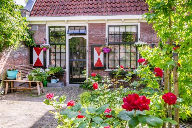 Hollanda'da Haarlem Renkli Almshouse