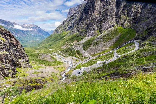 Het centrum van Trollstigen en Lookout in Noorwegen — Stockfoto