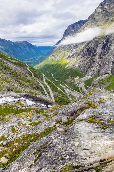 Trollstigen centrum a vyhlídka v Norsku — Stock fotografie