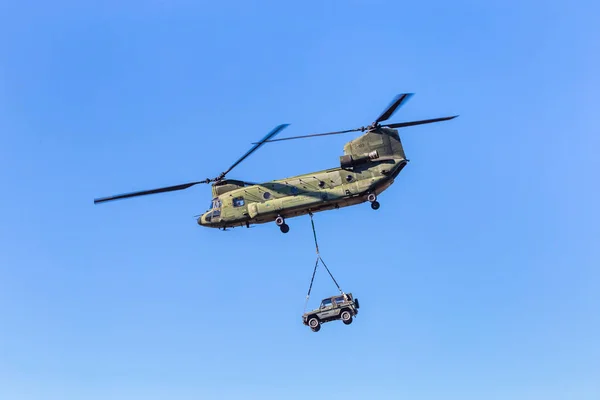 Holandské Chinook transportní helikoptéra — Stock fotografie