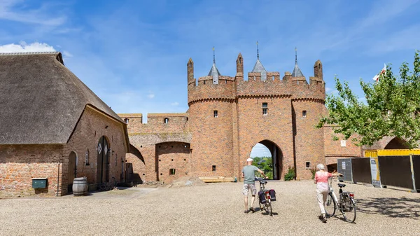 Castle Doornenburg i Nederländerna — Stockfoto