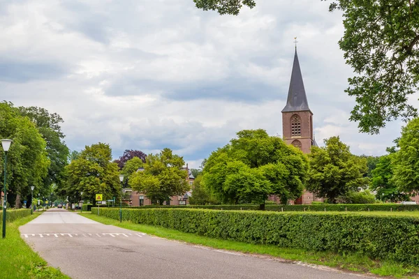 Skyline kylä Rechtren Alankomaat — kuvapankkivalokuva
