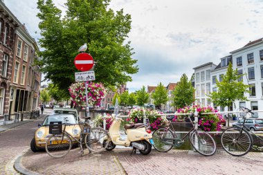 Şehir manzarası Leiden Hollanda