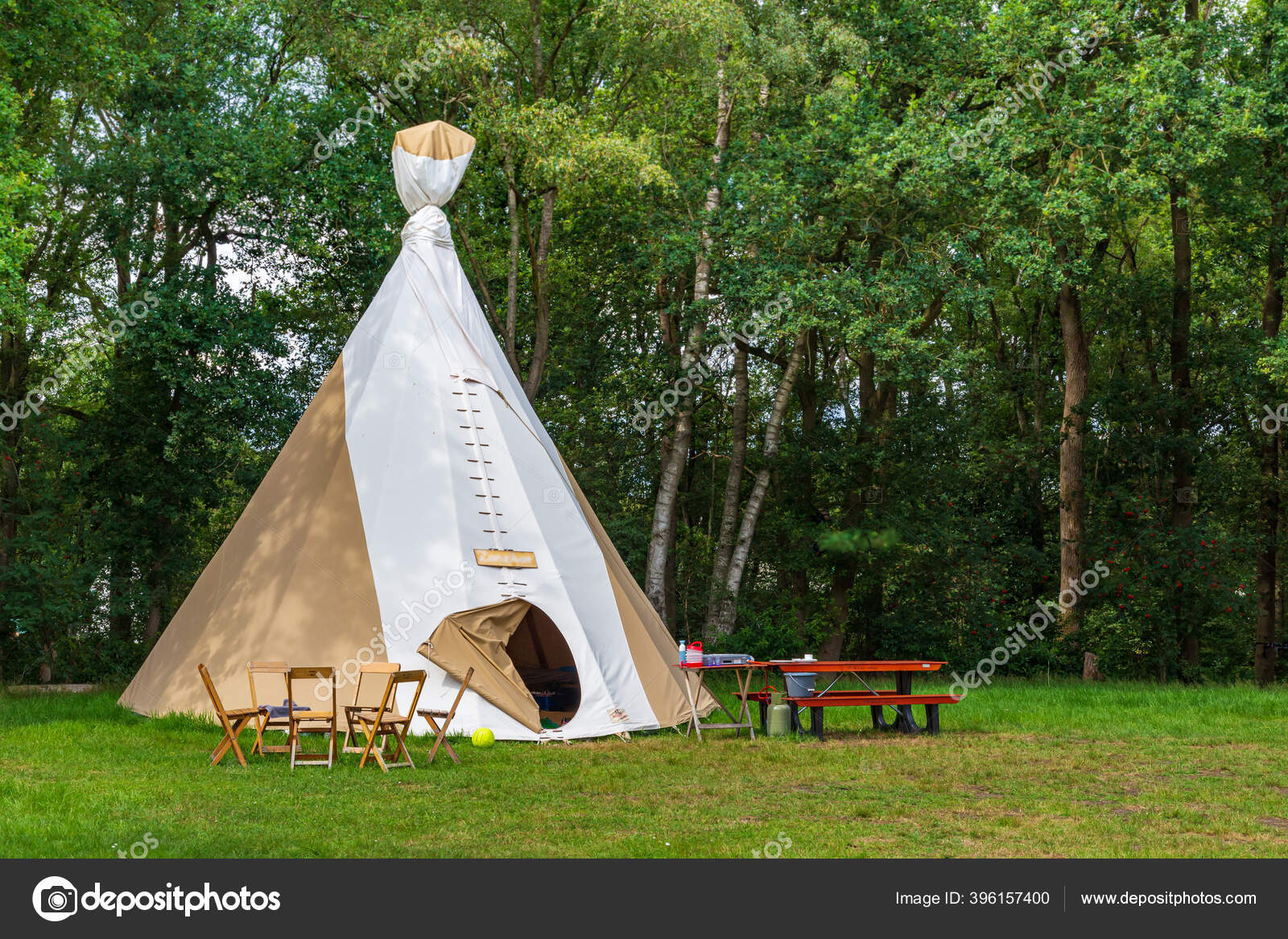 Colorful with wigwam tents Stock Photo ©photoweges 396157400