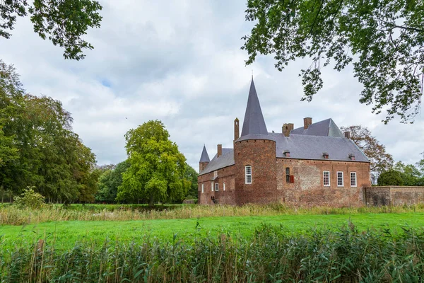 Kasteel Hernen Nederland — Stockfoto