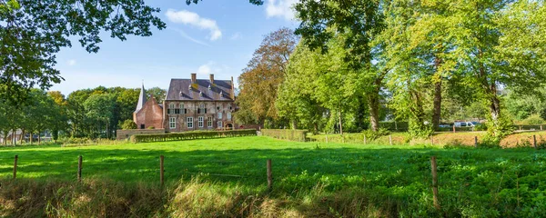 Kasteel Hernen Nederland — Stockfoto