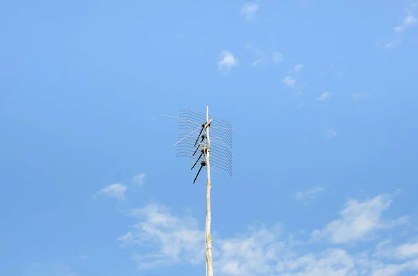 Antenne Tegen Blauwe Lucht — Stockfoto