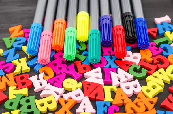 Marcadores Coloridos Letras Concepção Escolar Hora Para Escola — Fotografia de Stock