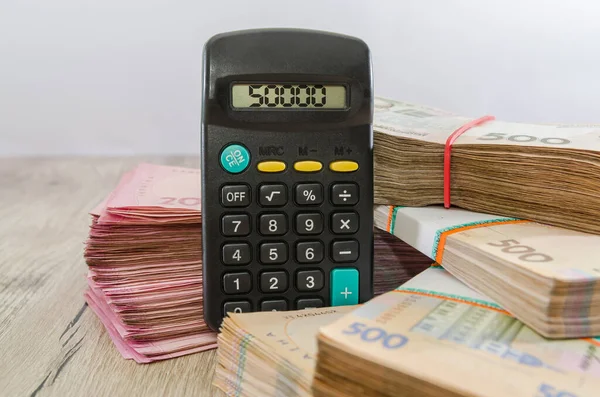 Пачки Гривны Калькулятор Финансовая Концепция Украинские Банкноты 500 200 Гривен — стоковое фото