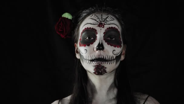 Halloween Día Los Muertos Retrato Una Joven Con Maquillaje Calavera — Vídeos de Stock