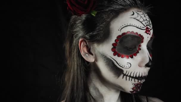 Día Mexicano Los Muertos Mujer Joven Con Cráneo Azúcar Halloween — Vídeo de stock