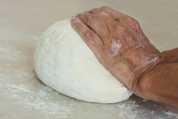 Manos Las Mujeres Amasando Hacer Masa Para Albóndigas — Foto de Stock