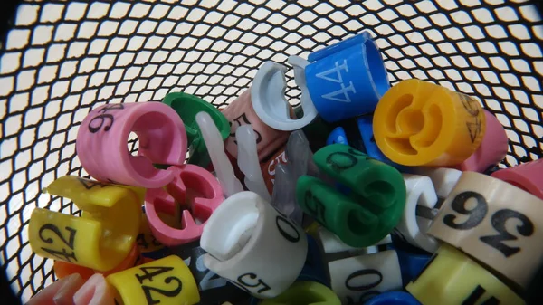 Цветные Пластмассовые Игрушки Крупные Планы Многих Цветных Пуговиц — стоковое фото