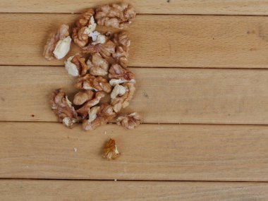 Ceviz, fındık, kuru üzüm, kurutulmuş meyve ve fındık..