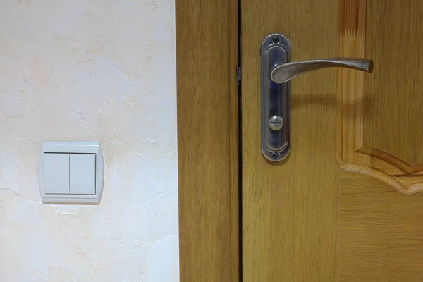 Handle Key Pintu Lama Dalam Lubang Kunci — Stok Foto