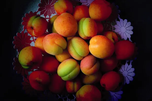 Pêssegos Market Peaches Plate Fresh Maduro Peaches Apples Pears Apples — Fotografia de Stock