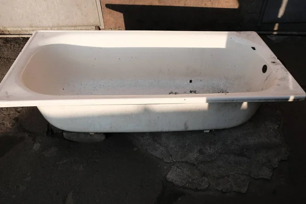 banyo öğe onarım ve Temizleme için sokakta