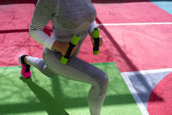 Athlete Gray Tracksuit Doing Lunges Dumbbells Playground — Stock Photo, Image