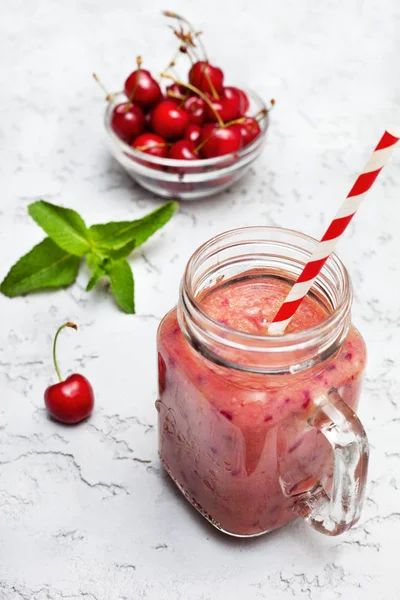 Batidos cereza dulce —  Fotos de Stock