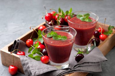 smoothies tatlı kiraz