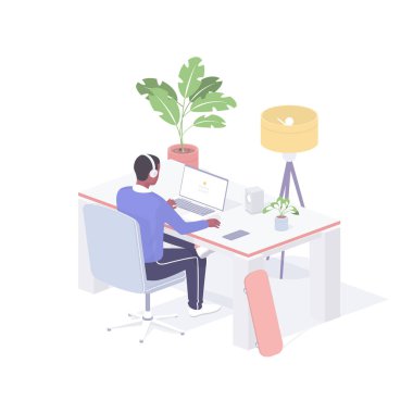 Ev izometrik illüstrasyonda çalışan bir adam. Kulaklıklı erkek karakter modern beyaz masada oturuyor ve hevesle yeni bir oyun başlatıyor. Sanal vektör gerçekçiliği.