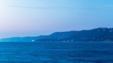 Trieste körfezinde kış akşamı