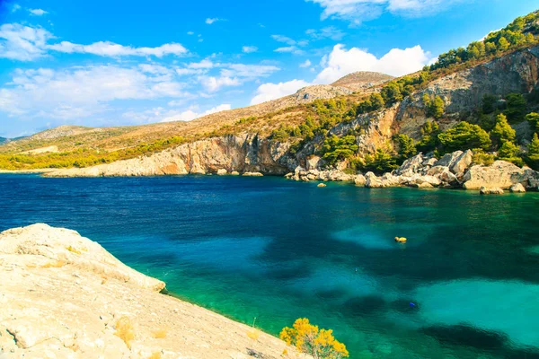 Hırvatistan denizde güneşli bir gün