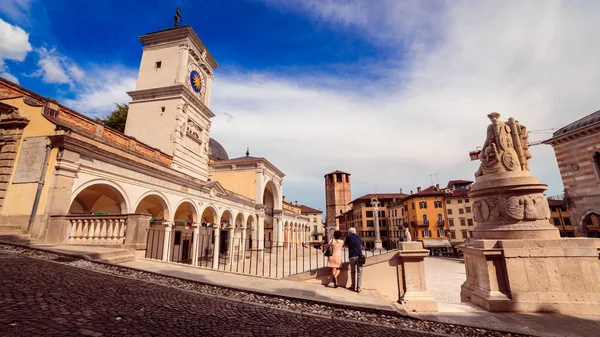 Bella Città Udine Pomeriggio Primaverile — Foto Stock