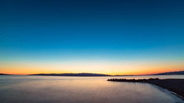 Senj limanının önünde gün batımı