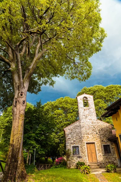 Une Petite Chapelle Dans Les Champs Frioul Vénétie Julienne — Photo