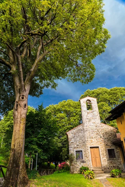 Little Chapel Fields Friuli Venezia Giulia — Stock Photo, Image