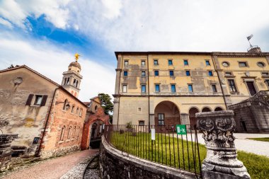 Güzel şehir Udine 'de bir bahar öğleden sonra