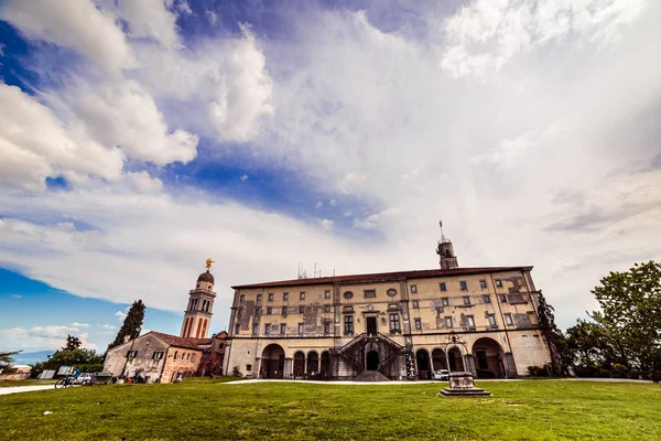 Hermosa Ciudad Udine Una Tarde Primavera —  Fotos de Stock