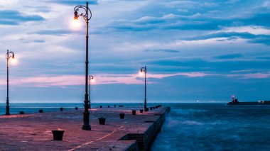 Trieste şehir rüzgarlı gün