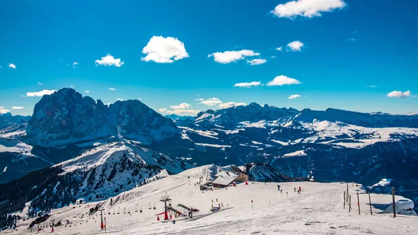 Italian Dolomites ready for winter season — Stock Photo, Image