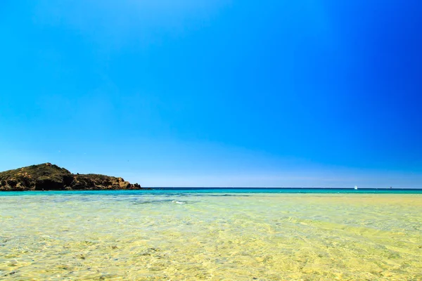 海滩的嘉苏 Giudeu 撒丁岛 — 图库照片