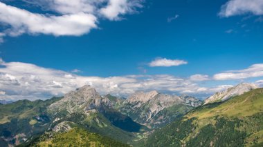 Carnic Alpleri'nde yaz günü trekking, Friuli Venezia-Giulia, I