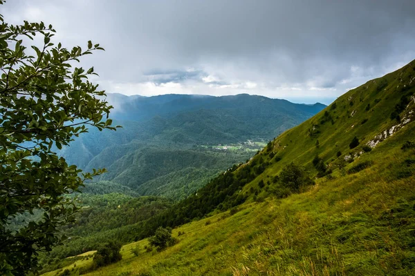 Giornata Estiva Sulle Alpi Del Friuli Venezia Giulia — Foto Stock