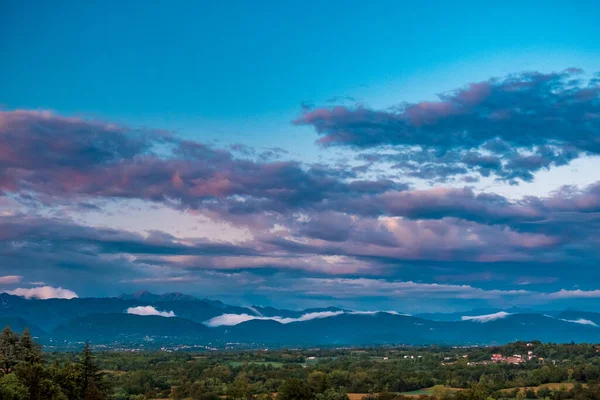 Puesta Sol Después Una Ducha Verano Campo Friuli Venezia Giulia —  Fotos de Stock