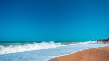 Fırtınadan sonra güneş Conero, Marche Bölgesi, İtalya 'ya dönüyor.